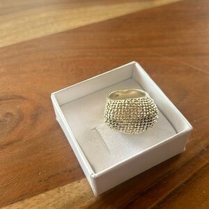 Really nice dome meshed ring!